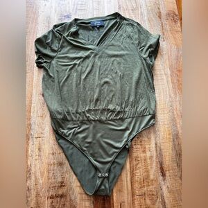 Nina Parker Green tee shirt burnout Bodysuit 2X NWOT